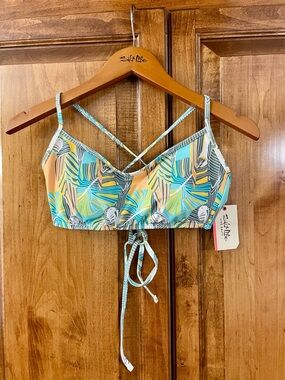Salt Life Women’s Teal and Yellow Tropical Parrot Bikini Top